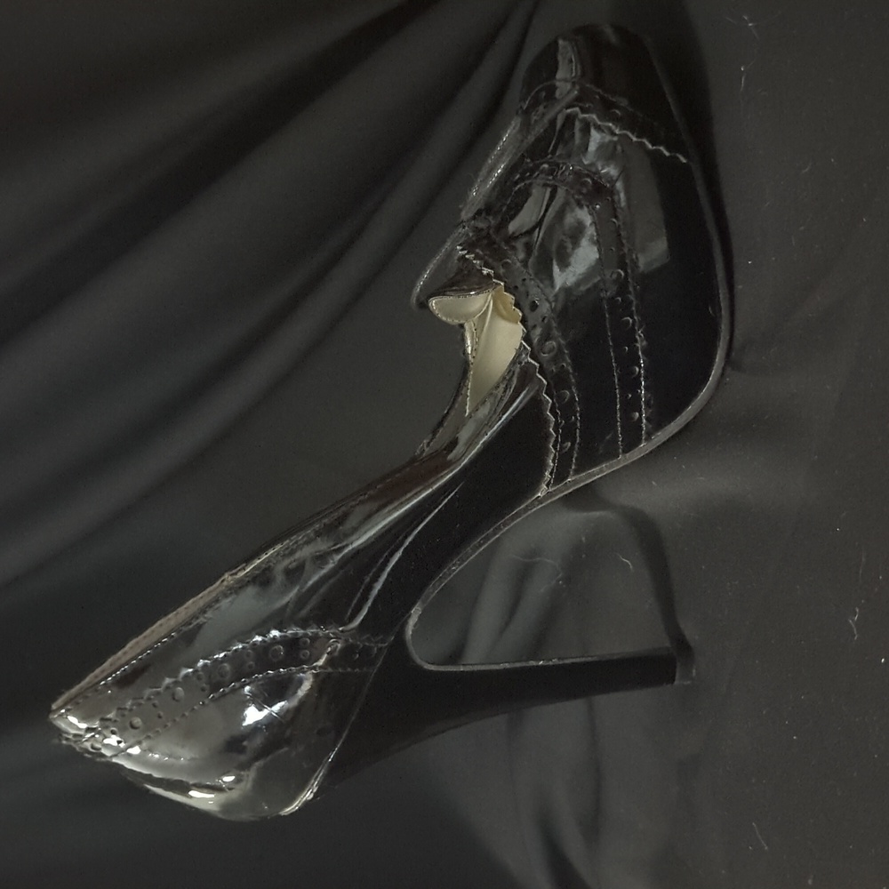 Black stiletto heels - Picture 8 of 12